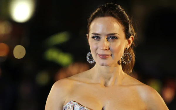 actress English Celebrity Emily Blunt HD Desktop Wallpaper | Background Image
