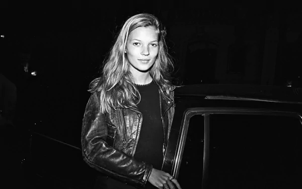 model English Celebrity Kate Moss HD Desktop Wallpaper | Background Image