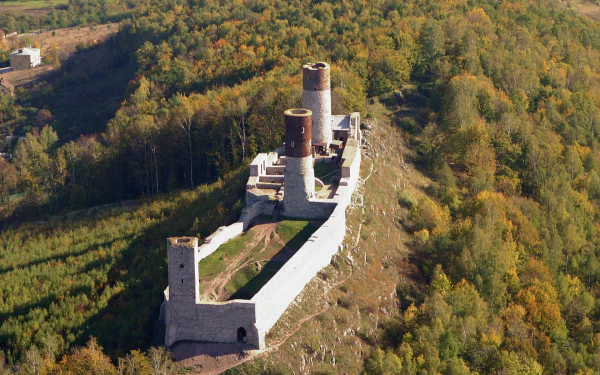 man made Checiny Castle HD Desktop Wallpaper | Background Image