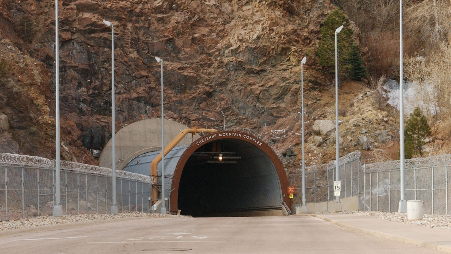 Stargate SG-1: Mountain Gate — 2K Quad HD Wallpaper | 3000x1687 ...