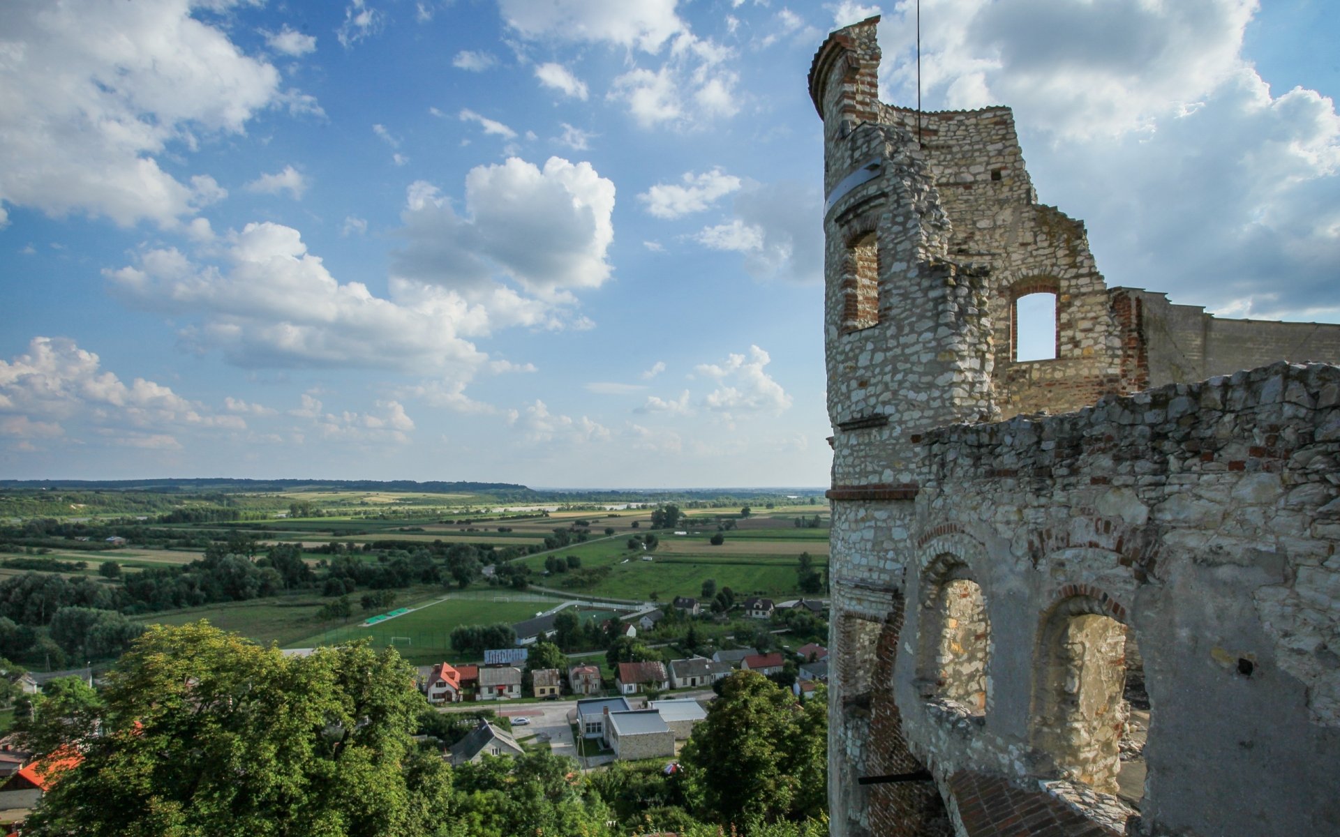 Download Man Made Janowiec Castle HD Wallpaper