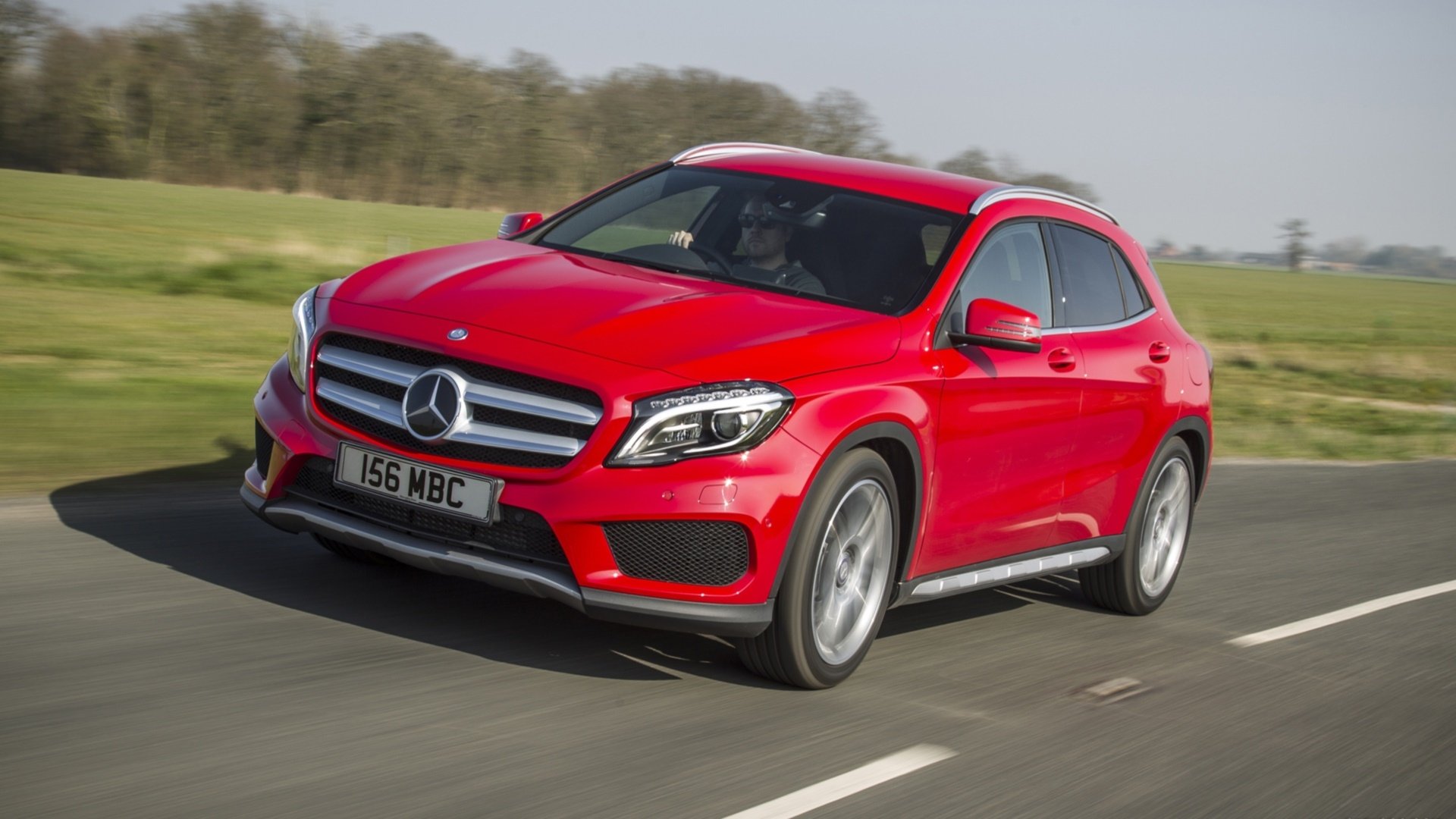 Download Vehicle Mercedes-Benz GLA-Class HD Wallpaper