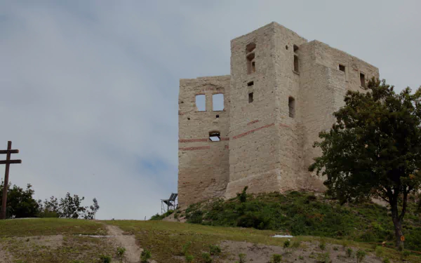 man made Kazimierz Dolny Castle HD Desktop Wallpaper | Background Image