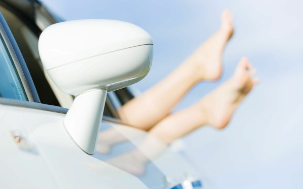 Women Legs Feet Car HD Wallpaper | Background Image