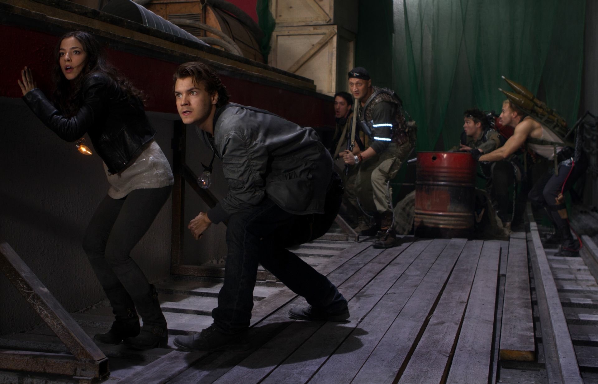 Download Movie The Darkest Hour (2011) HD Wallpaper