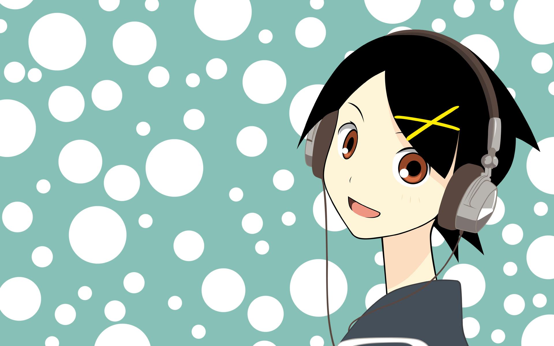 Kafuka Fuura wearing headphones.