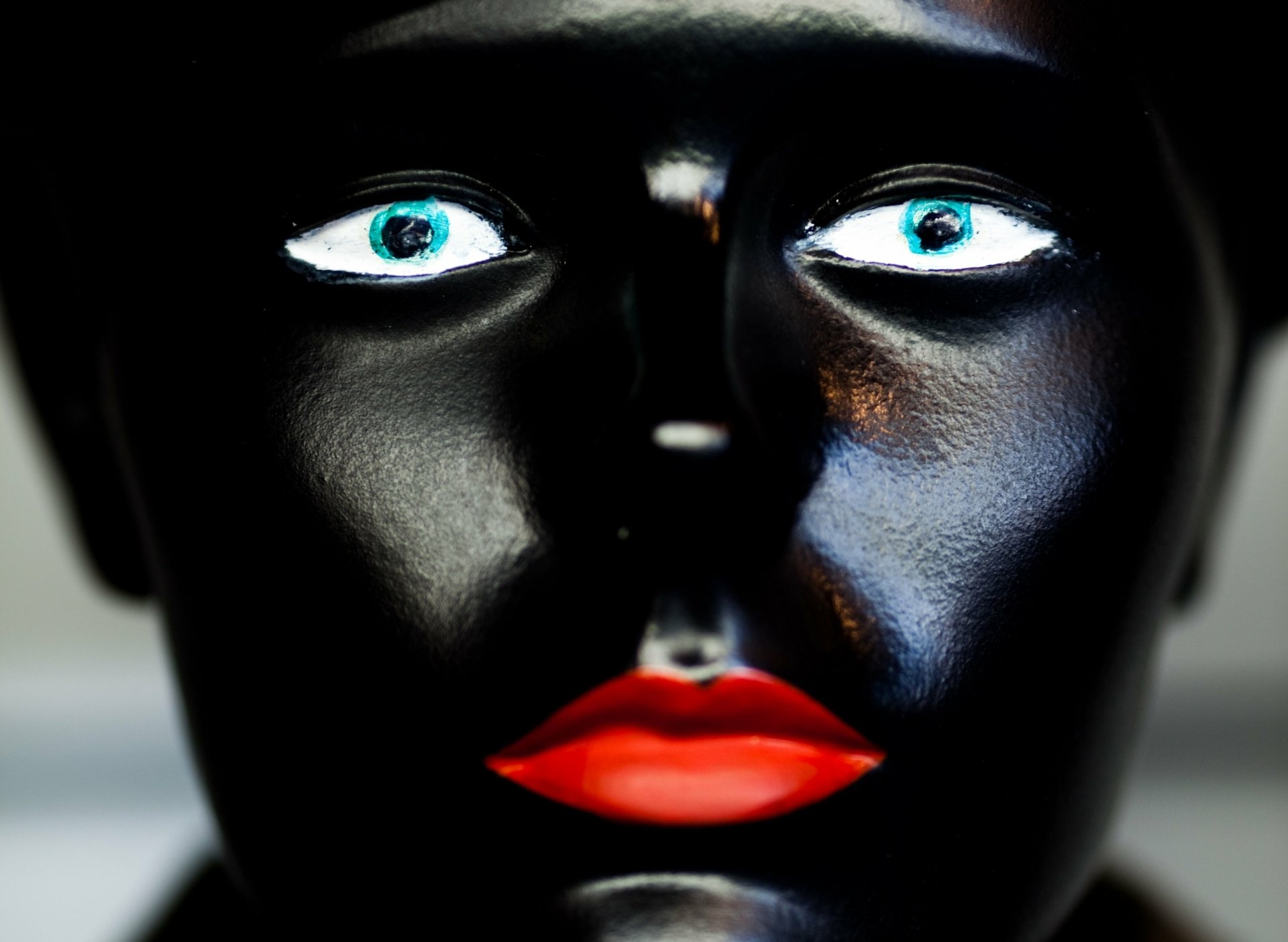 Download Artistic Face HD Wallpaper