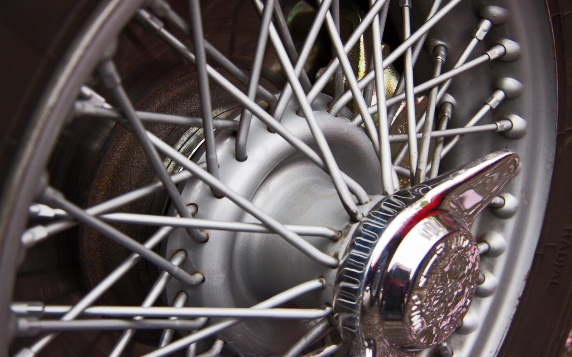 Download Vehicle Wheel HD Wallpaper