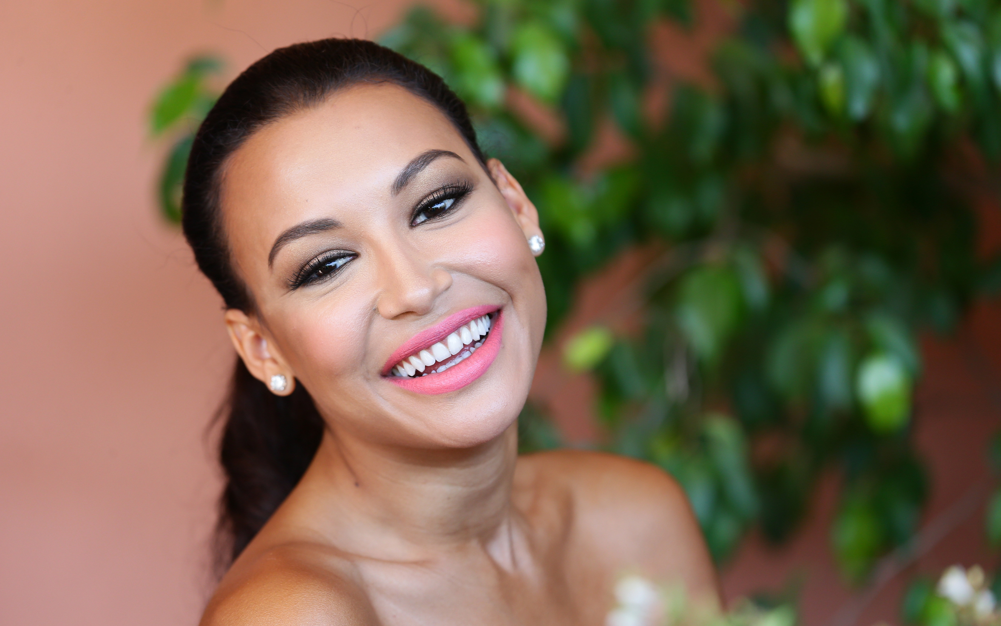 Celebrity Naya Rivera HD Wallpaper | Background Image