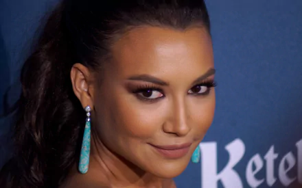 American actress Celebrity Naya Rivera HD Desktop Wallpaper | Background Image