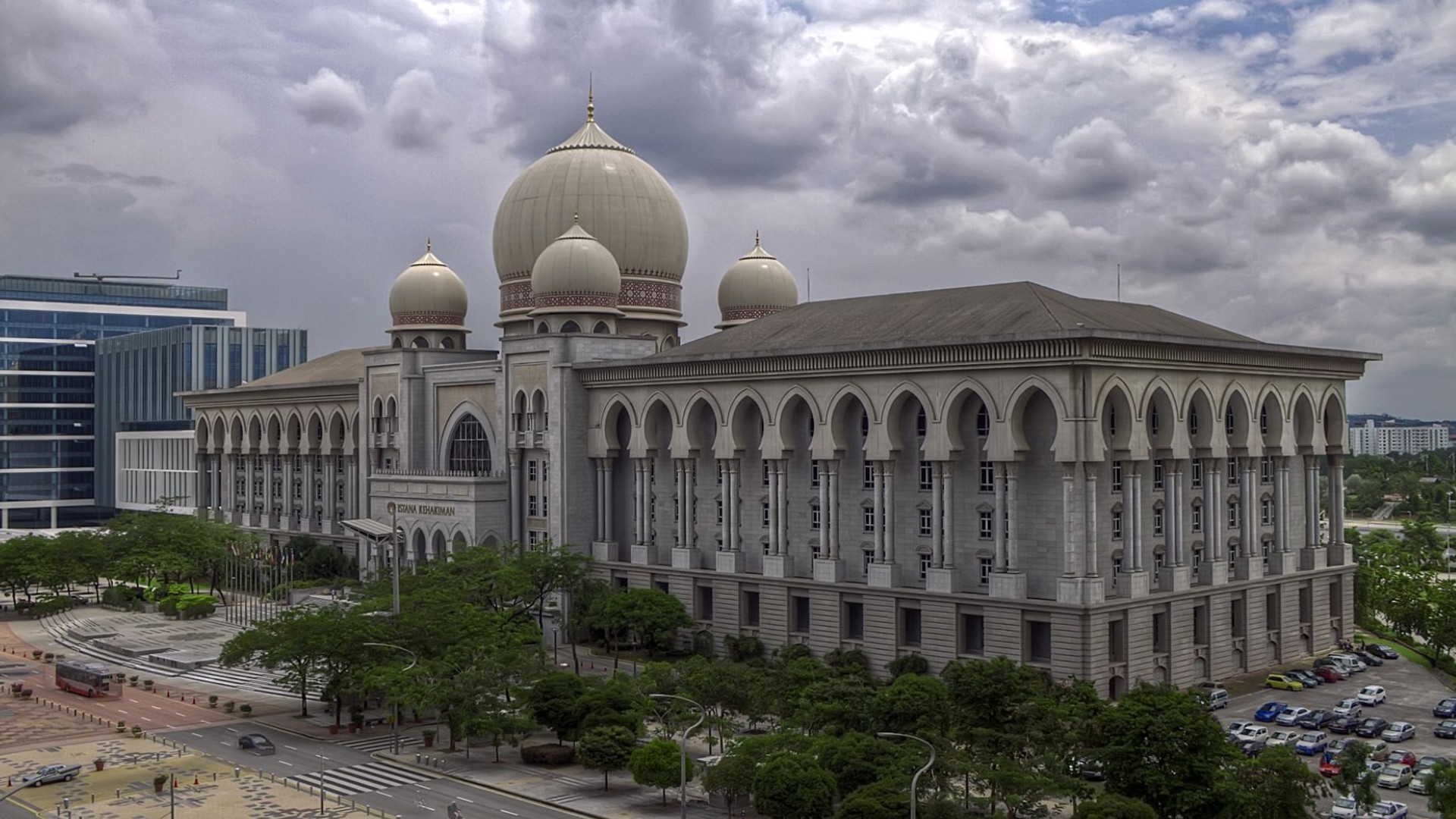 Man Made Palace of Justice (Malaysia) HD Wallpaper | Background Image