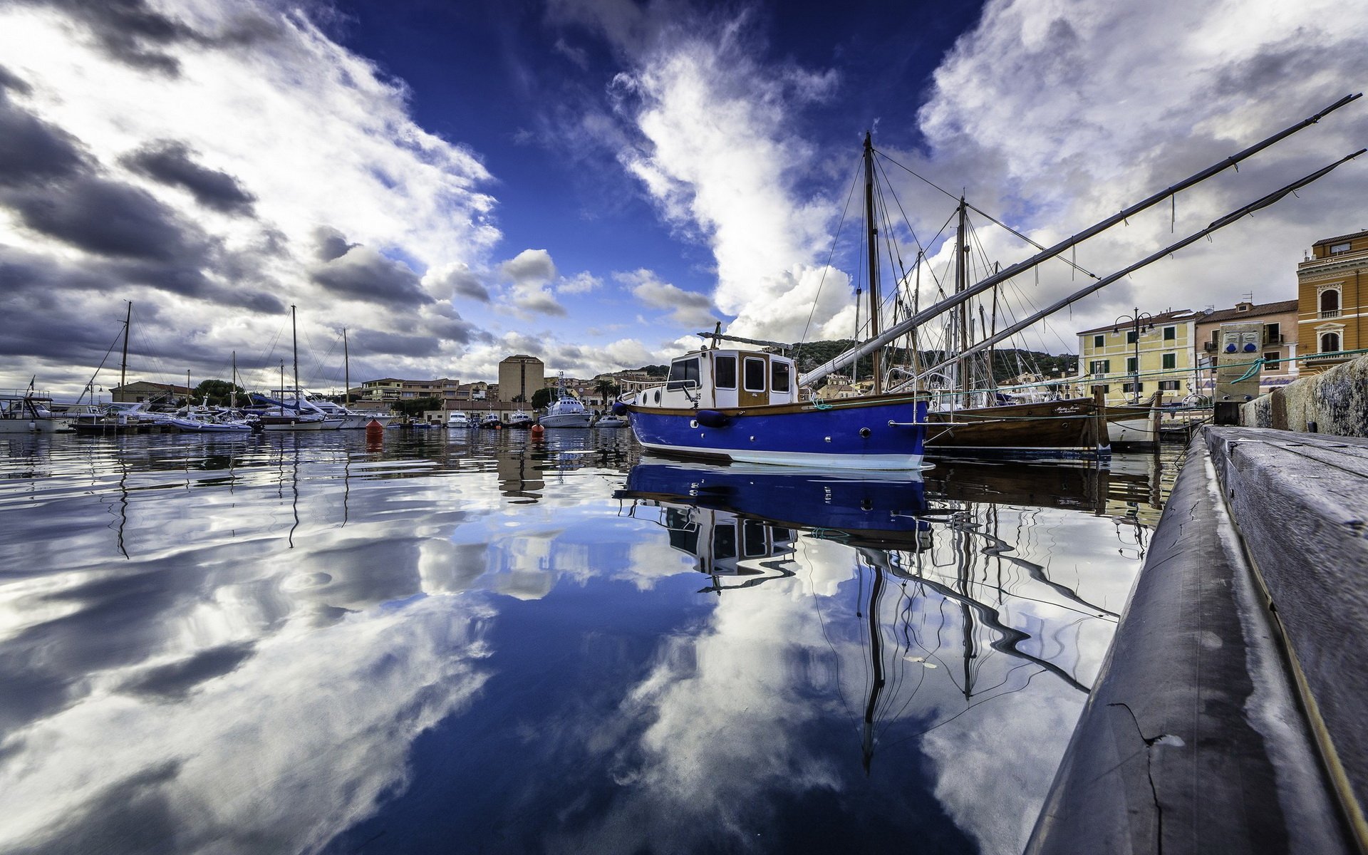 Download Man Made Harbor HD Wallpaper