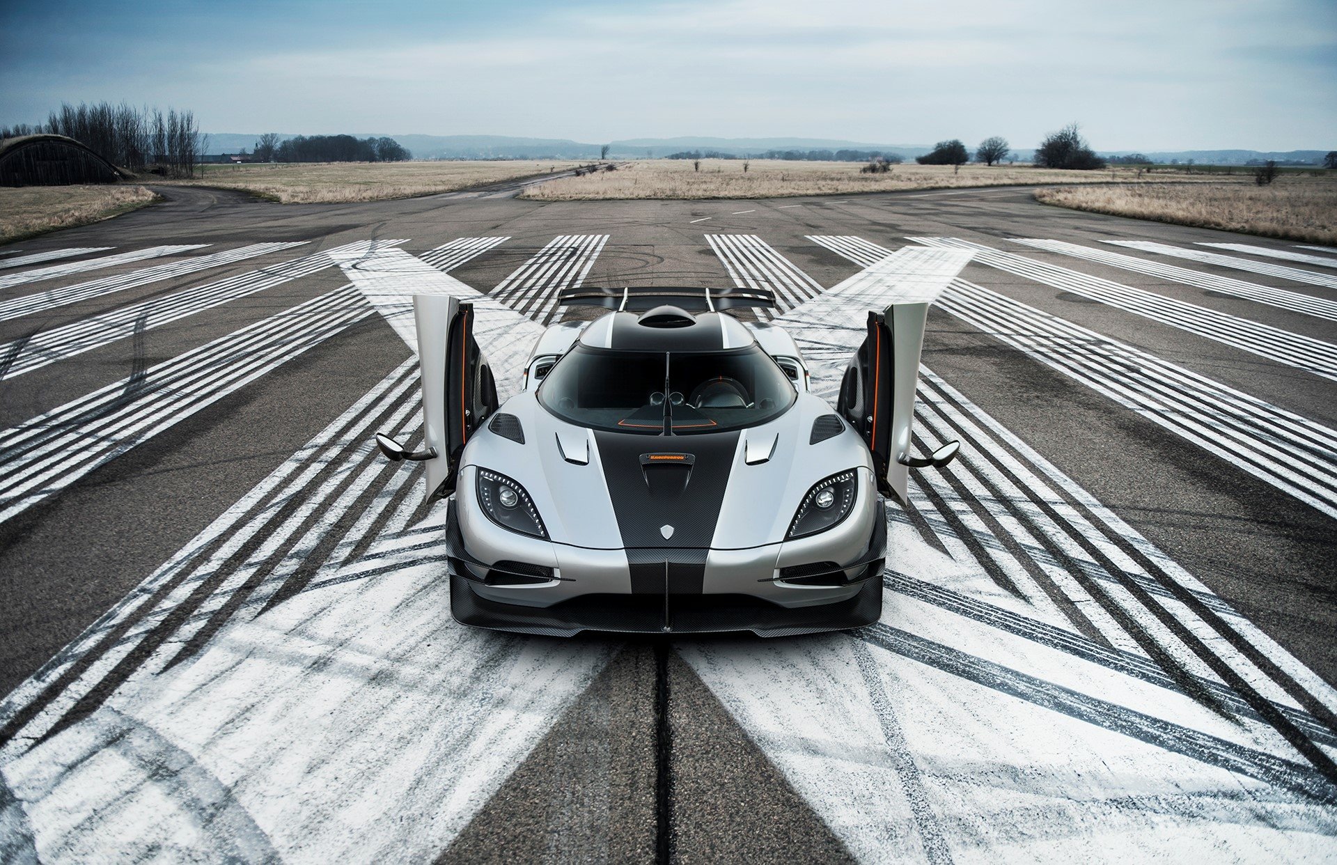10 Koenigsegg One 1 Hd Wallpapers Background Images