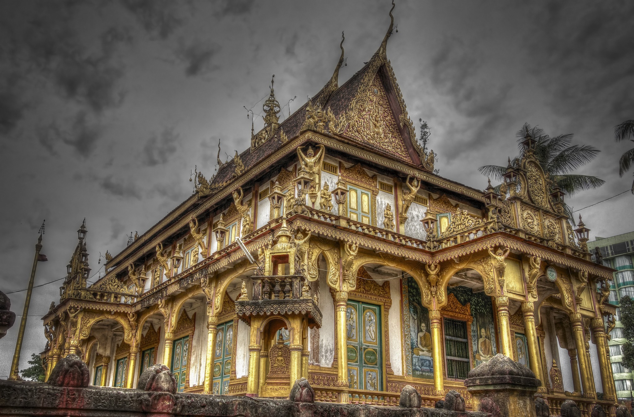 Religious Phnom Penh Temple HD Wallpaper | Background Image