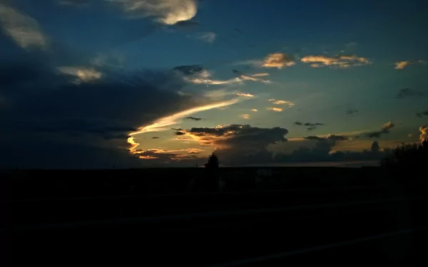  Explosion of Light