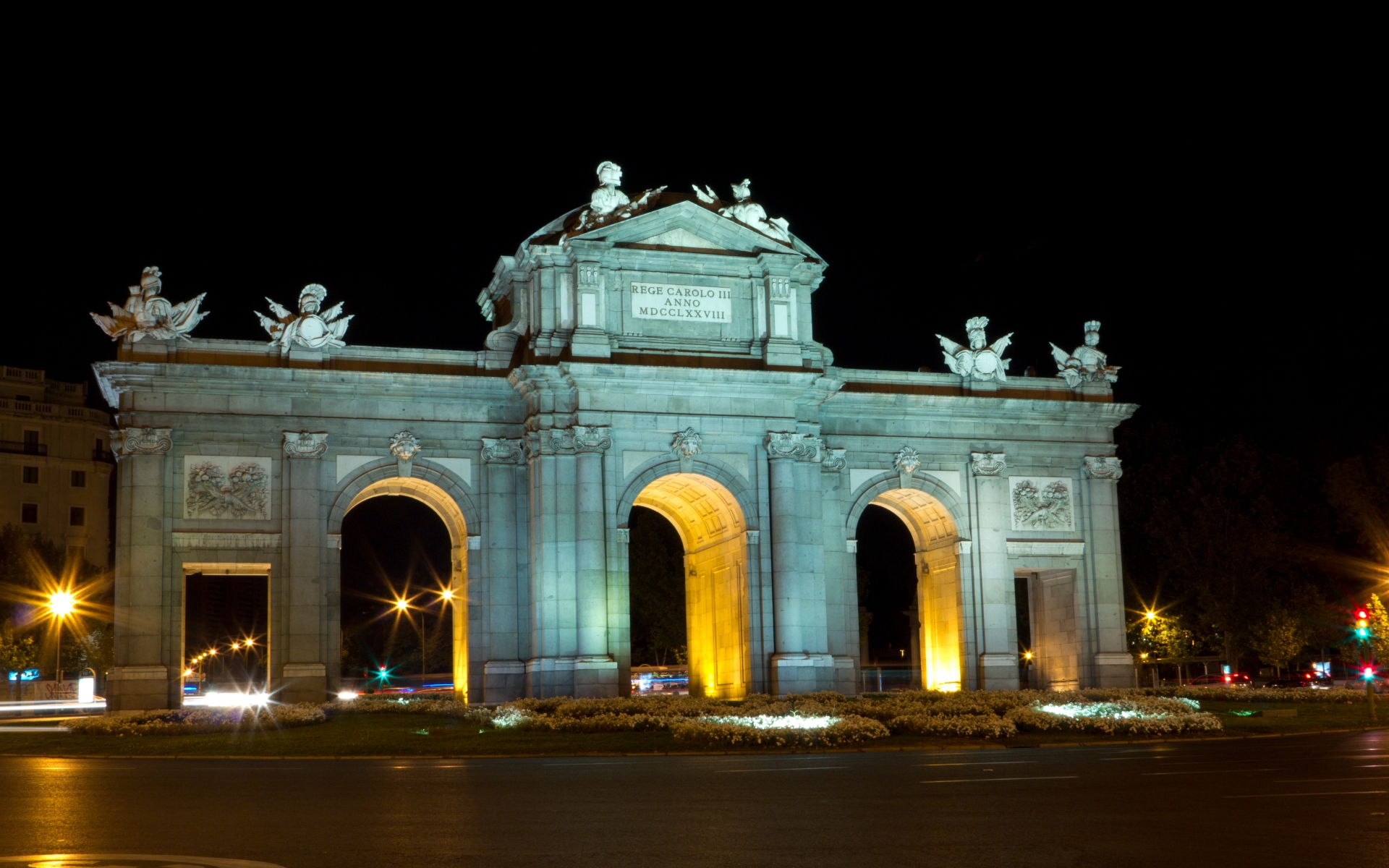 Download Man Made Puerta De Alcalá HD Wallpaper