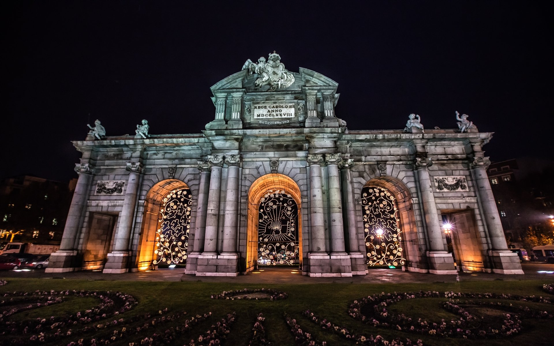 Download Man Made Puerta De Alcalá HD Wallpaper