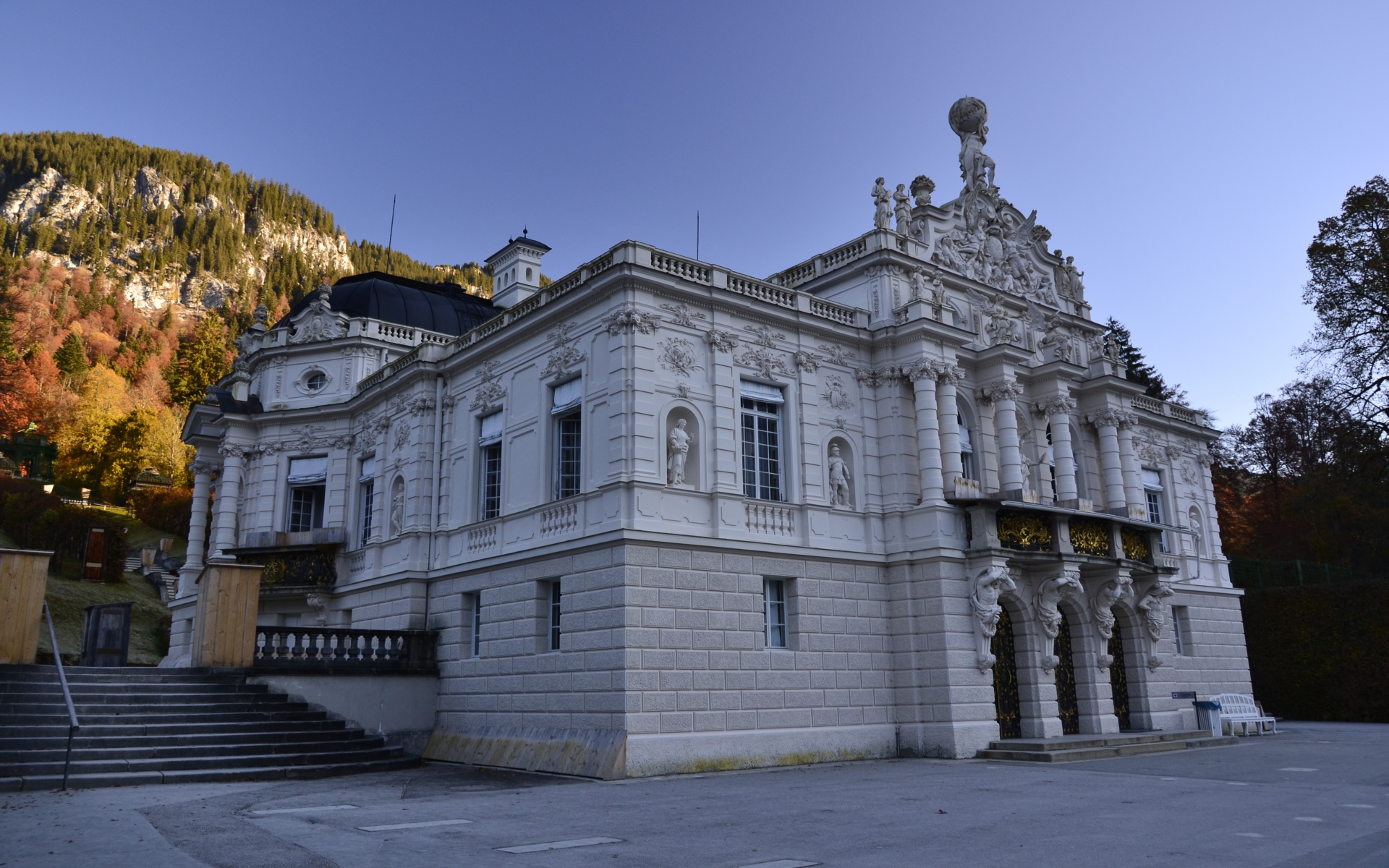 Man Made Linderhof Palace HD Wallpaper | Background Image