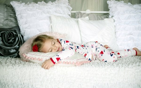 Photography Child Little Girl Sleeping HD Wallpaper | Background Image