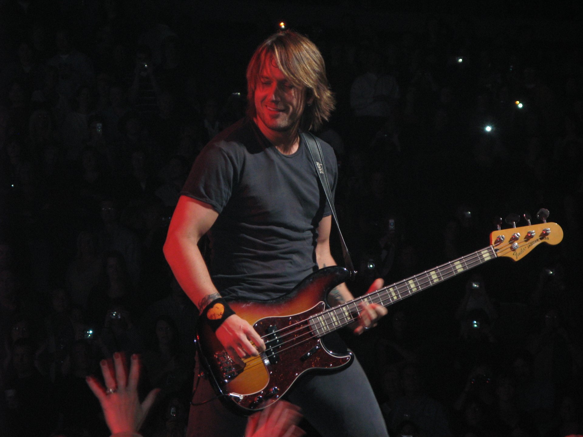 Download Music Keith Urban HD Wallpaper