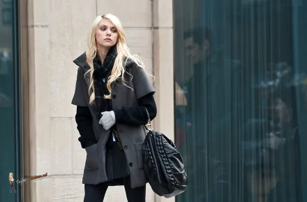  Taylor Momsen