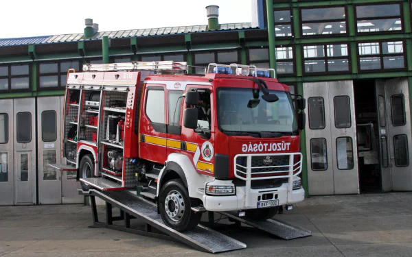 vehicle raba fire truck HD Desktop Wallpaper | Background Image