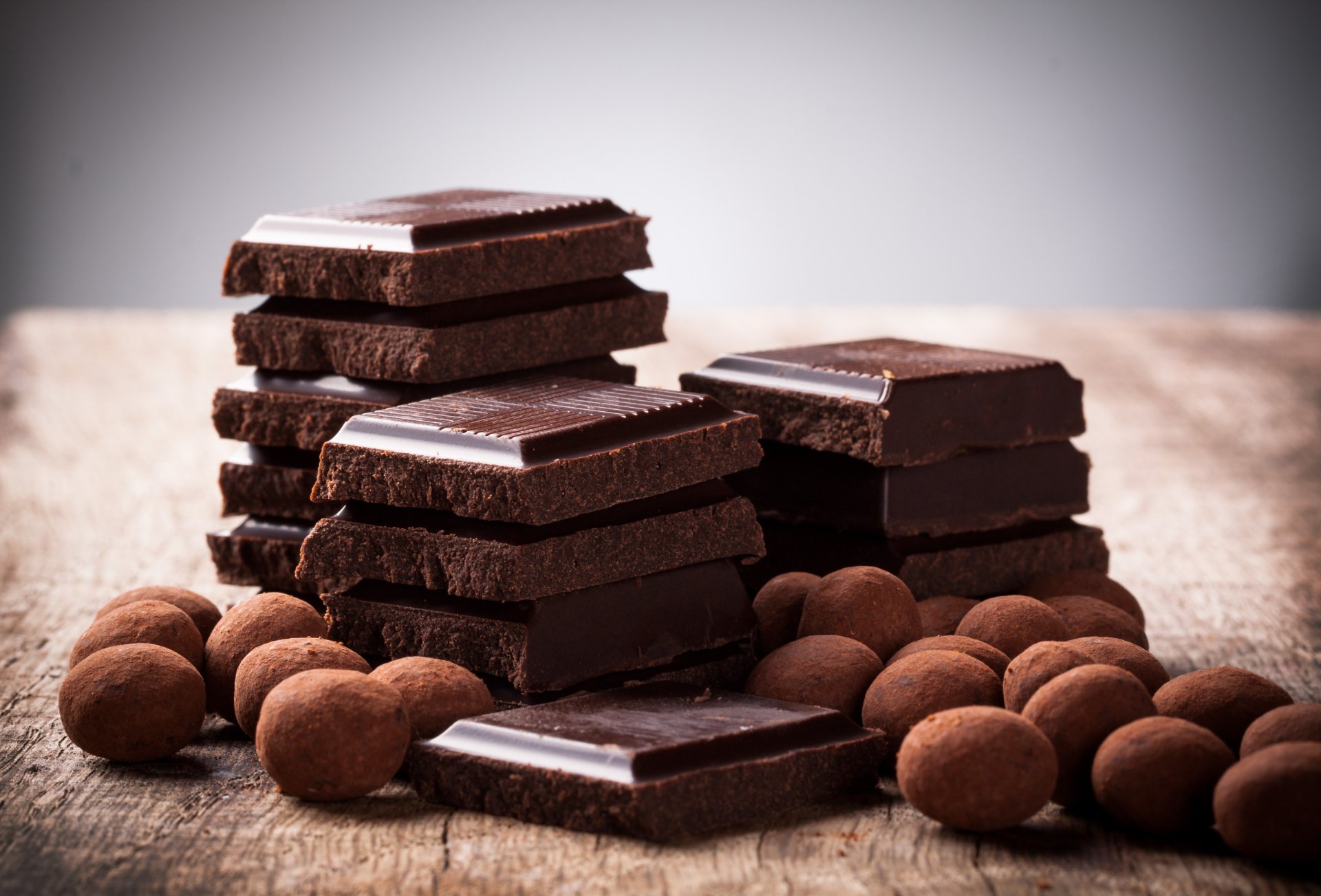 What is The Intricate Process of Chocolate Manufacturing From Bean to Bar