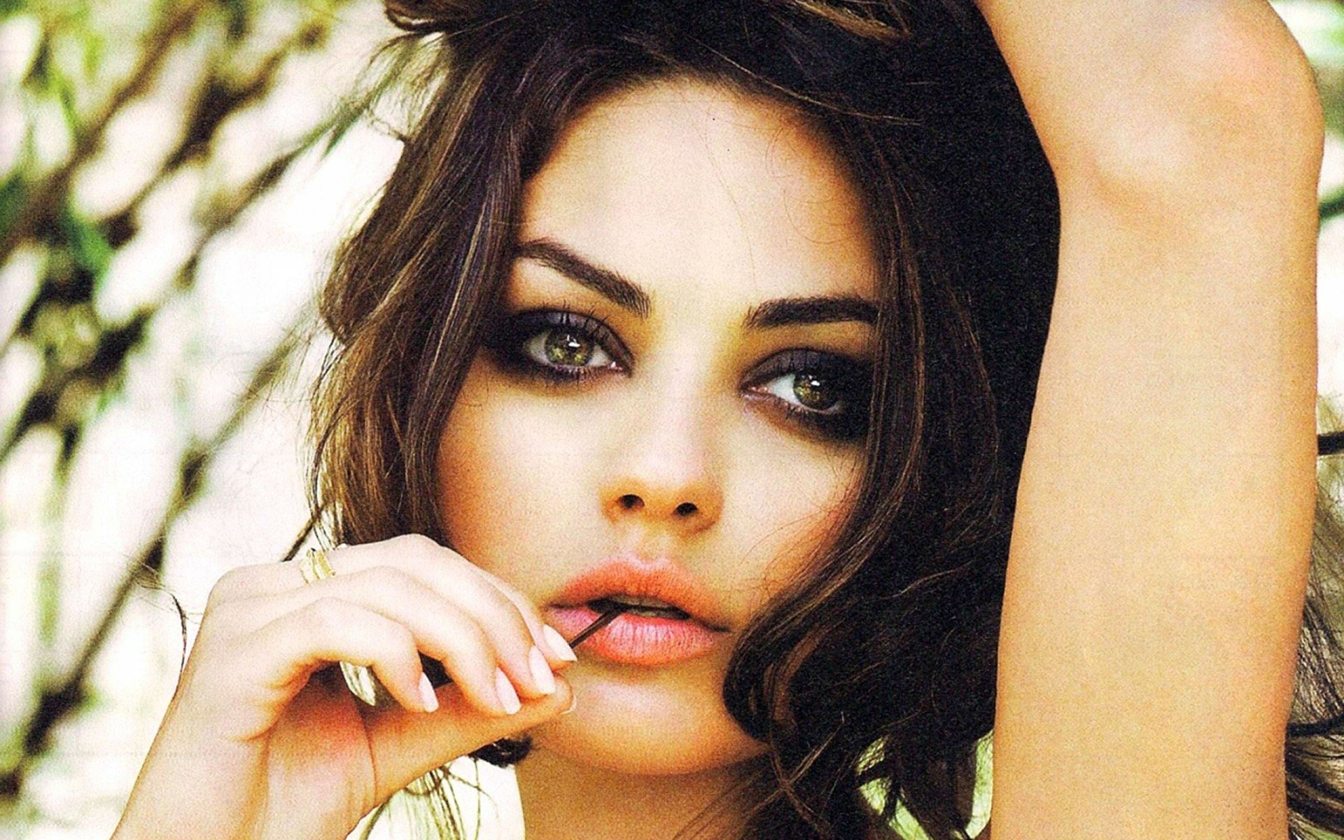 Mila Kunis HD Wallpaper Background Image X ID Wallpaper Abyss