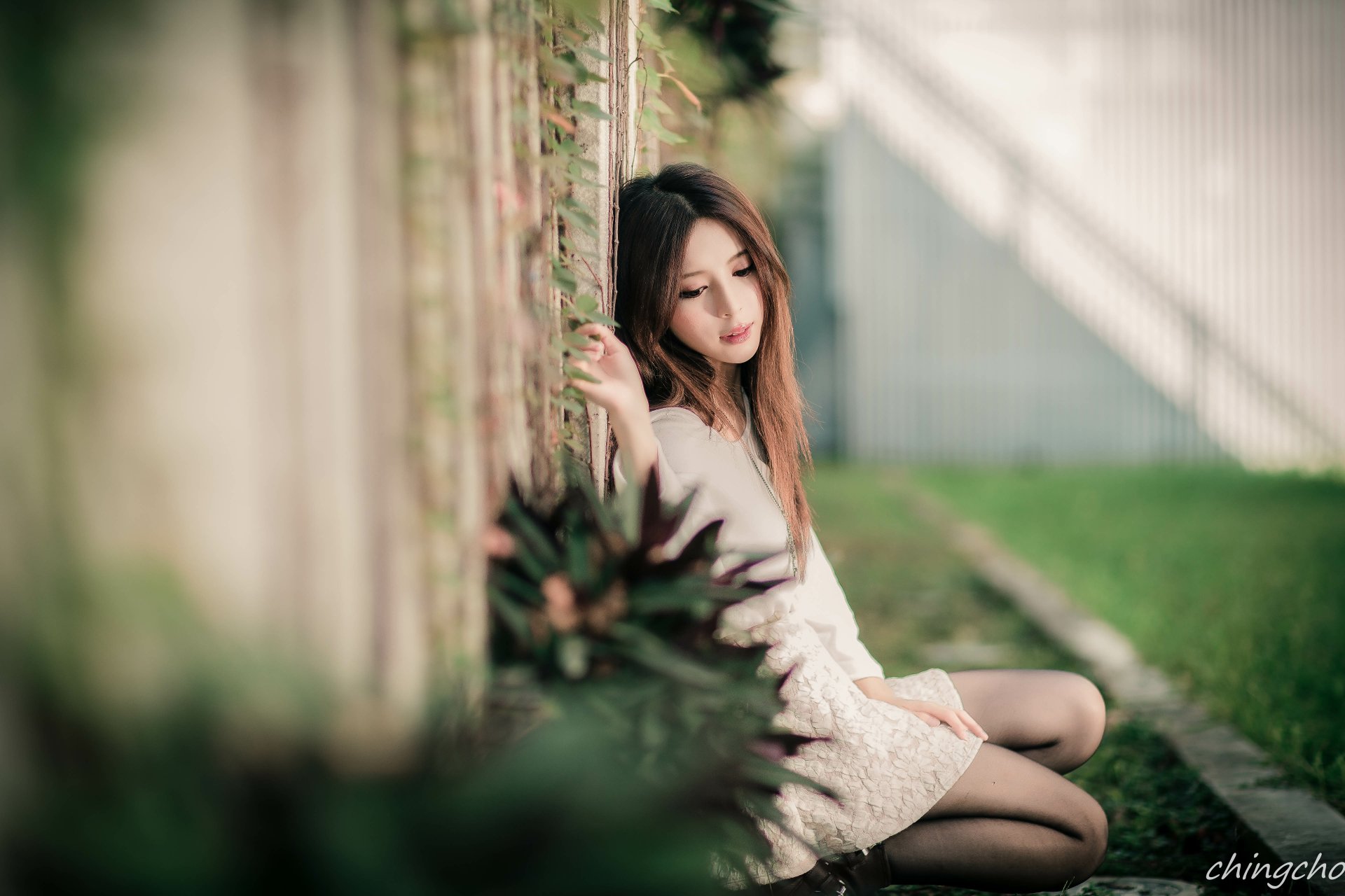 Download Bokeh Fence Taiwanese Julie Chang Woman Zhang Qi Jun 4k Ultra ...