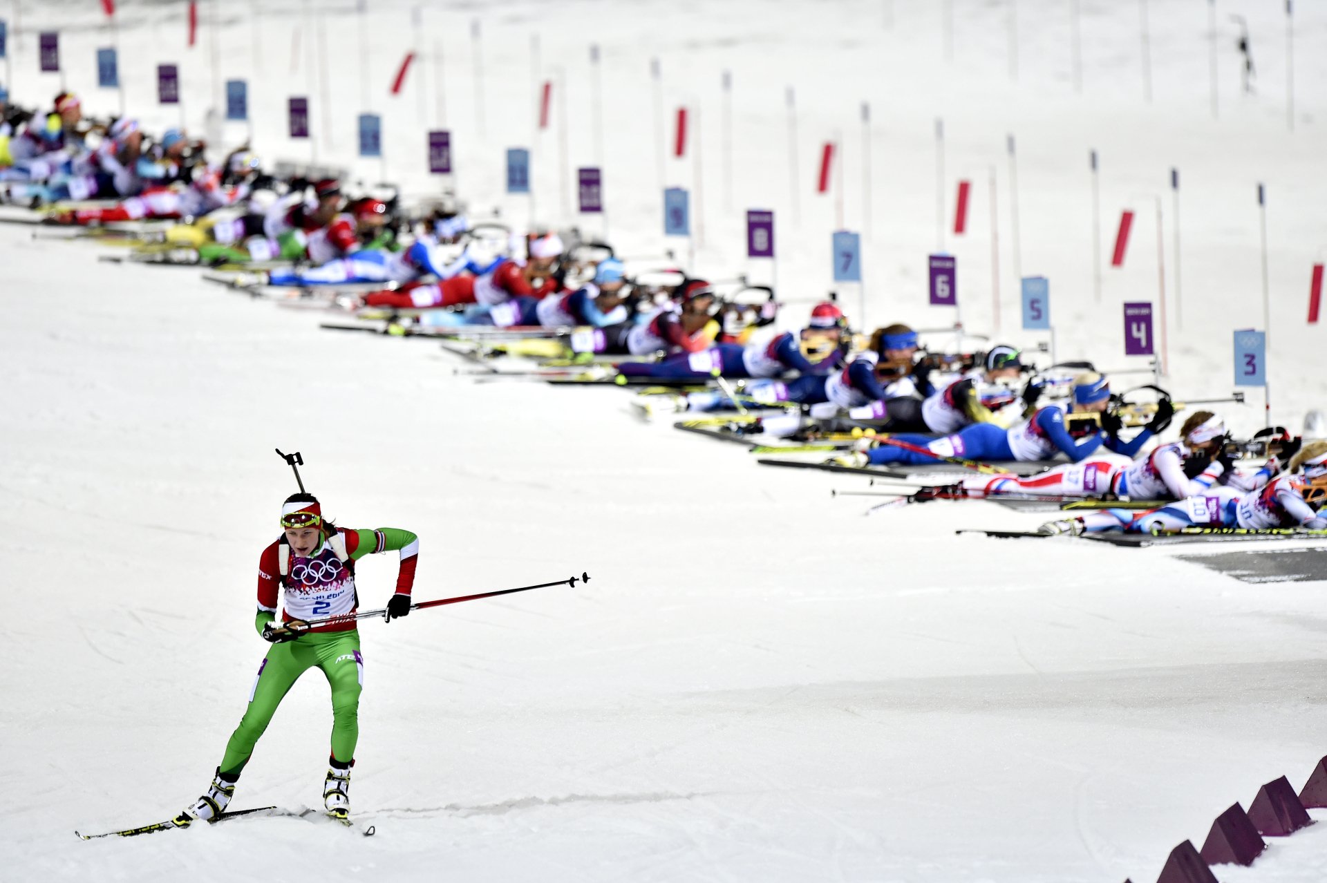 Download Skiing Sports 4k Ultra HD Wallpaper