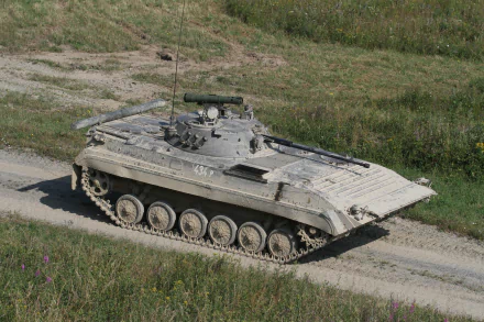 military BMP-2 HD Desktop Wallpaper | Background Image