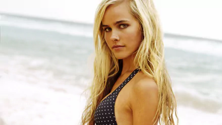Celebrity Isabel Lucas HD Desktop Wallpaper | Background Image