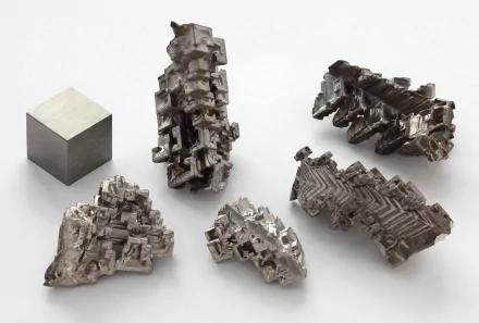 Bismuth nature Mineral HD Desktop Wallpaper | Background Image