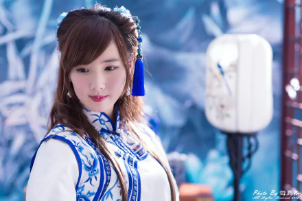 bokeh lantern traditional costume Taiwanese asian model woman Yu Chen Zheng HD Desktop Wallpaper | Background Image
