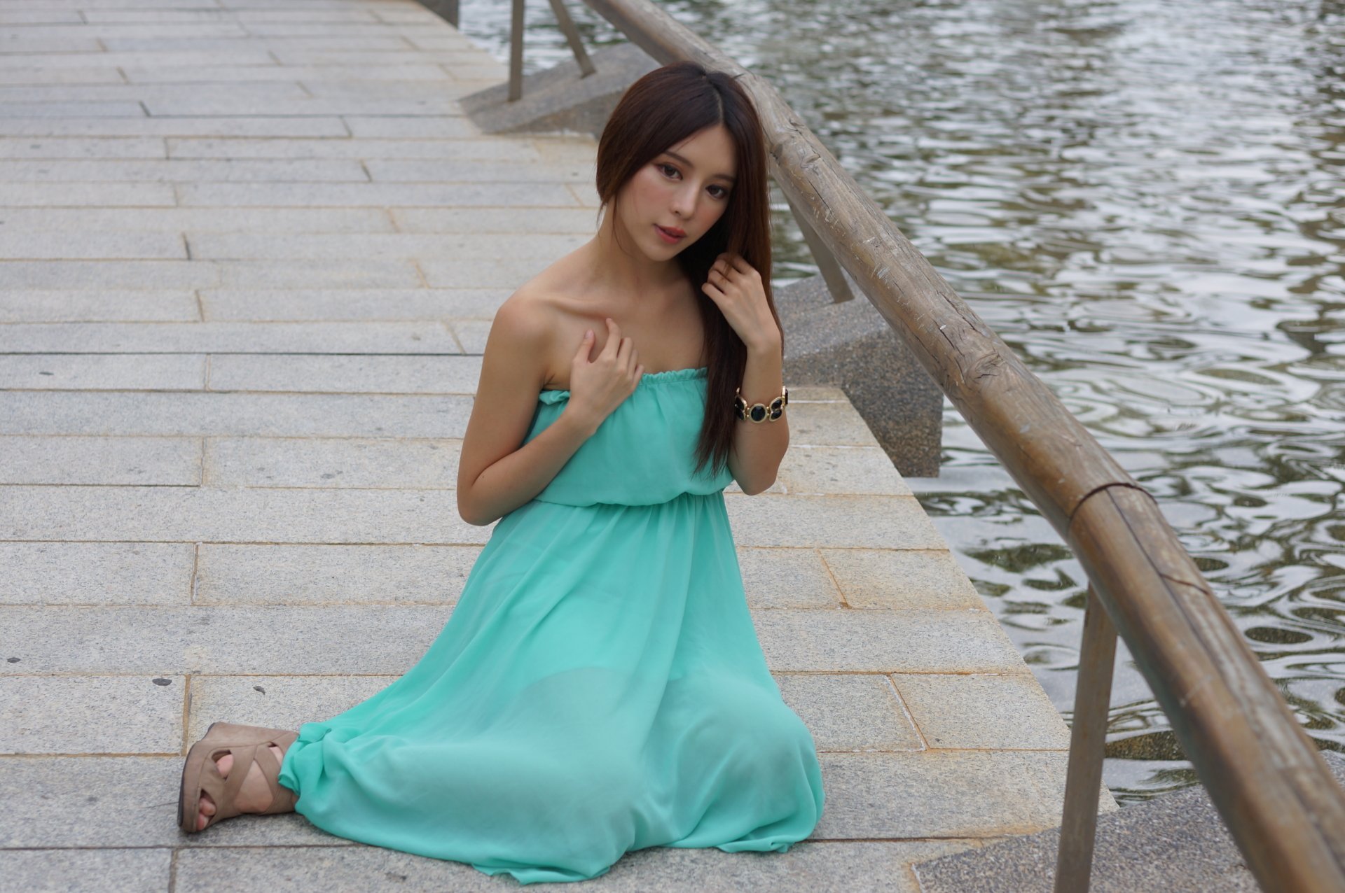 Download Hong Kong Water Hair Face Bracelet Dress Taiwanese Asian Model Julie Chang Woman Zhang Qi Jun 4k Ultra HD Wallpaper