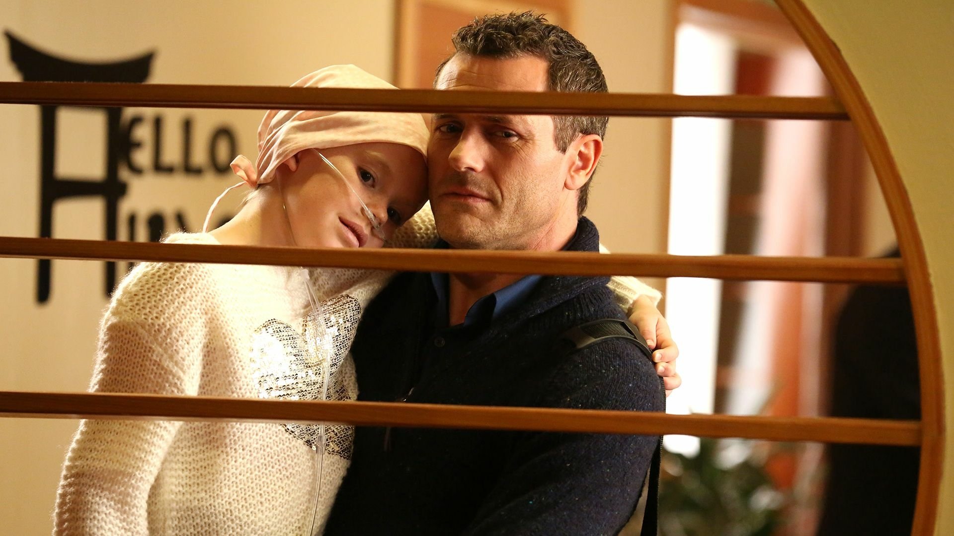 Download TV Show Complications HD Wallpaper