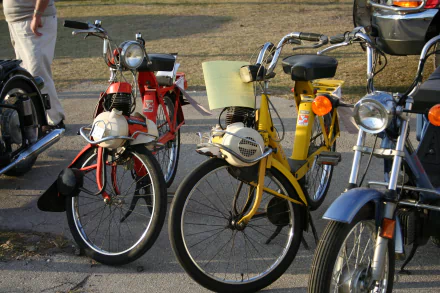 vehicle moped HD Desktop Wallpaper | Background Image