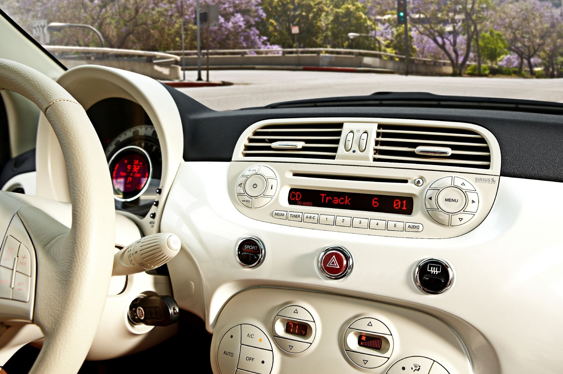 Download Vehicle Fiat 500 HD Wallpaper