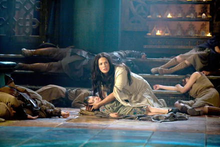 Bridget Regan TV Show Legend Of The Seeker HD Desktop Wallpaper | Background Image