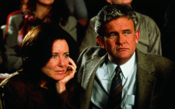 HD desktop wallpaper featuring Mary McDonnell and Holmes Osborne in a scene from the movie Donnie Darko.