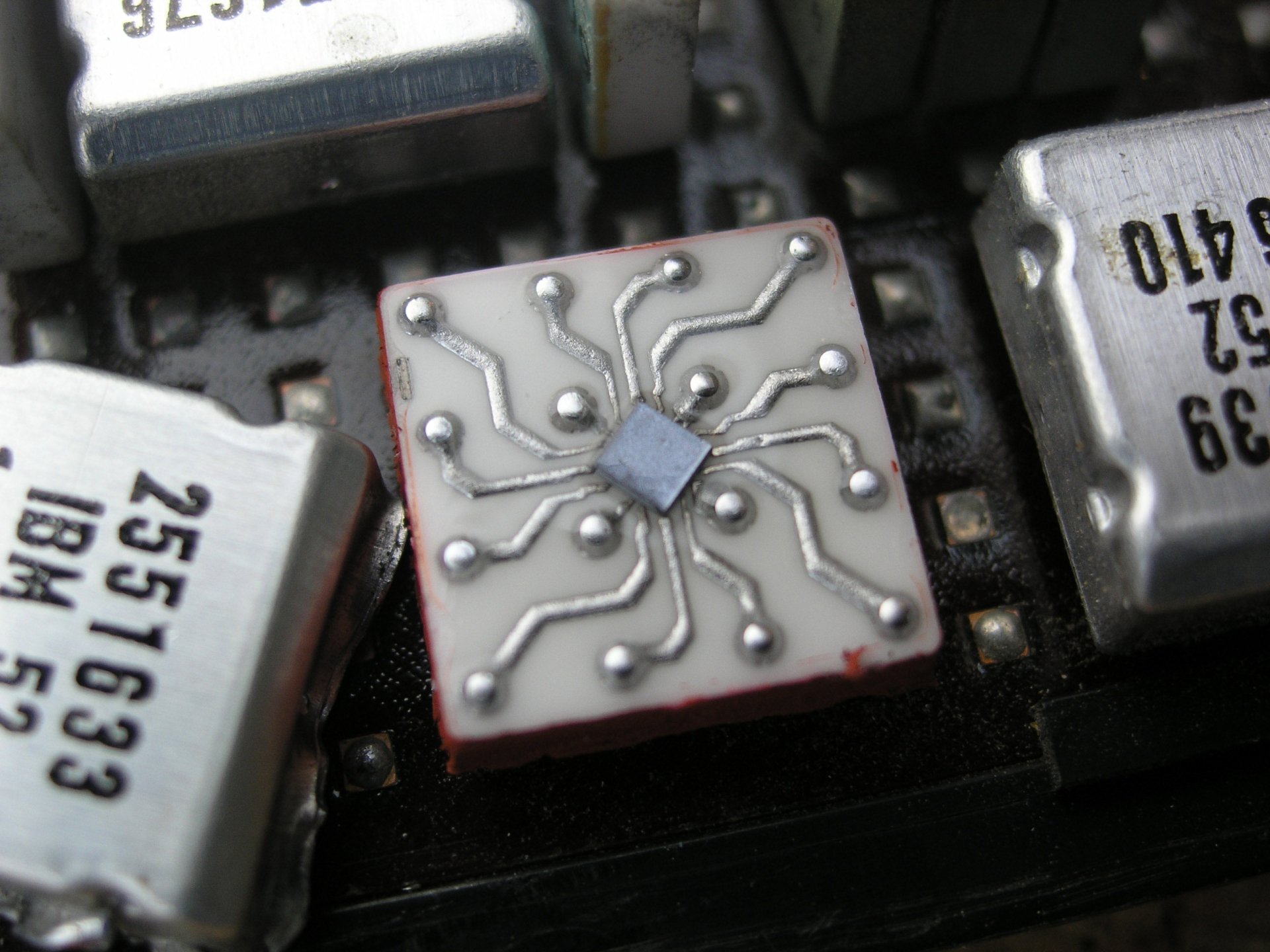 Download Technology Circuit HD Wallpaper