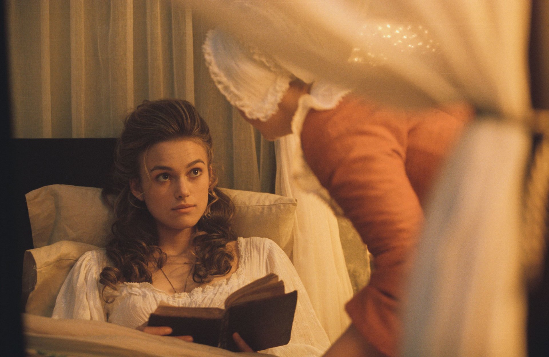 Download Elizabeth Swann Keira Knightley Movie Pirates Of The Caribbean: The Curse Of The Black Pearl HD Wallpaper