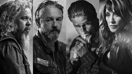 Black-and-white HD PC desktop wallpaper featuring four main characters from the TV show Sons of Anarchy with intense and contemplative expressions.