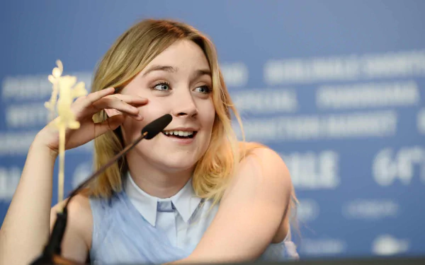 Celebrity Saoirse Ronan HD Desktop Wallpaper | Background Image
