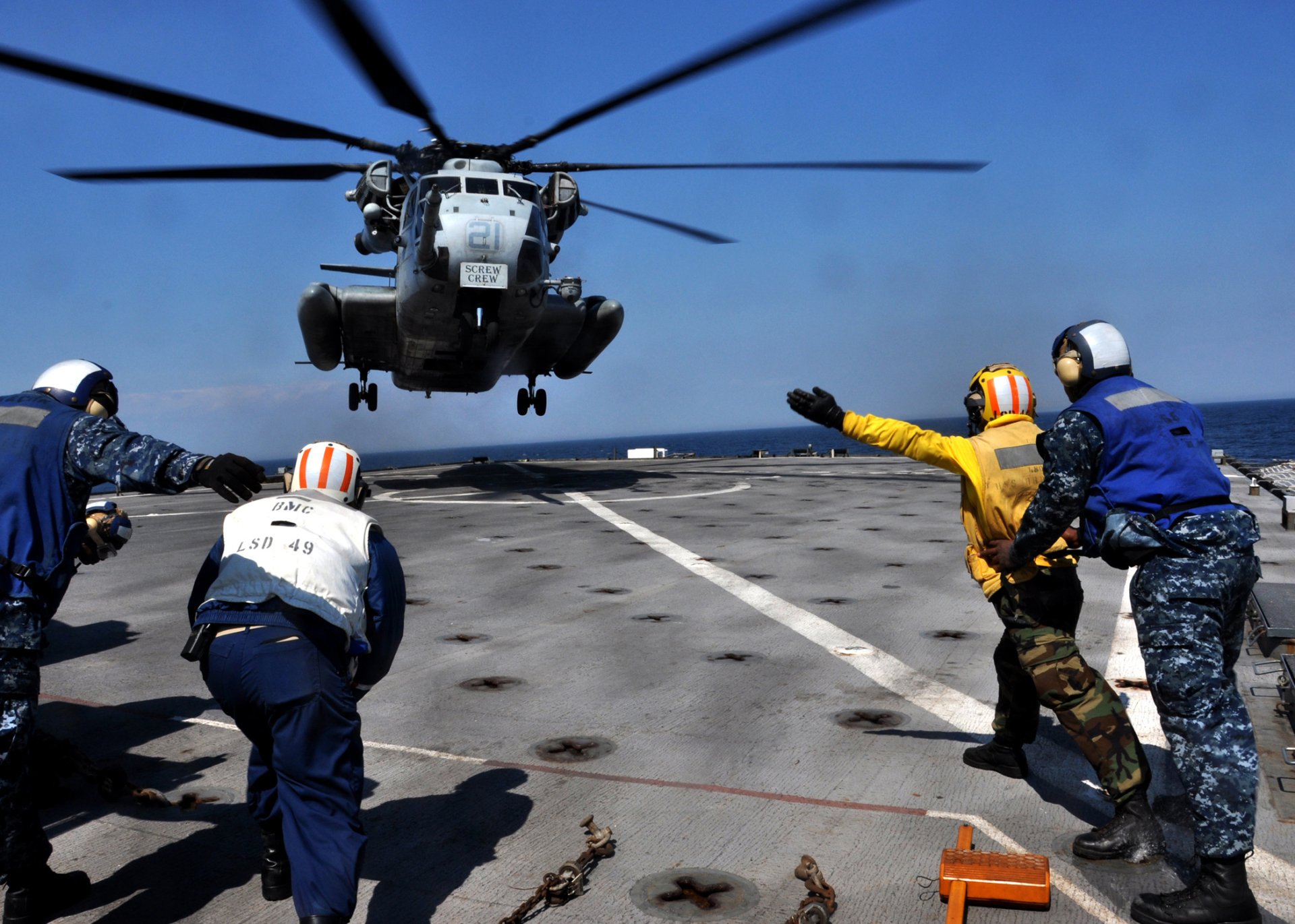 Download Navy Helicopter Military Sikorsky CH-53E Super Stallion HD Wallpaper by Kim McLendon