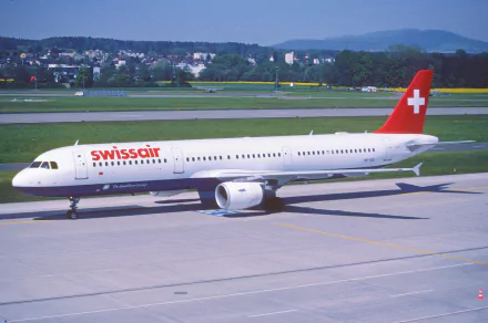 Swissair HB-IOE Airbus A321-111