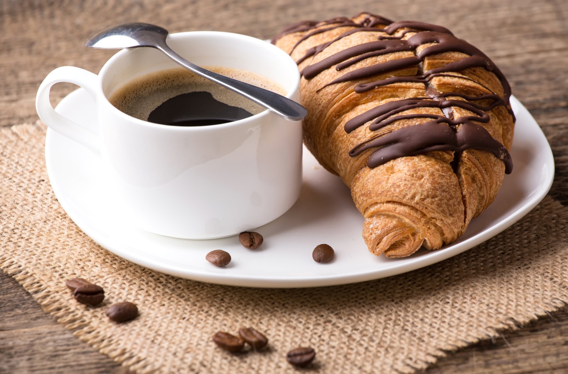 Download Coffee Beans Coffee Cup Croissant Food Breakfast 4k Ultra Hd Wallpaper 