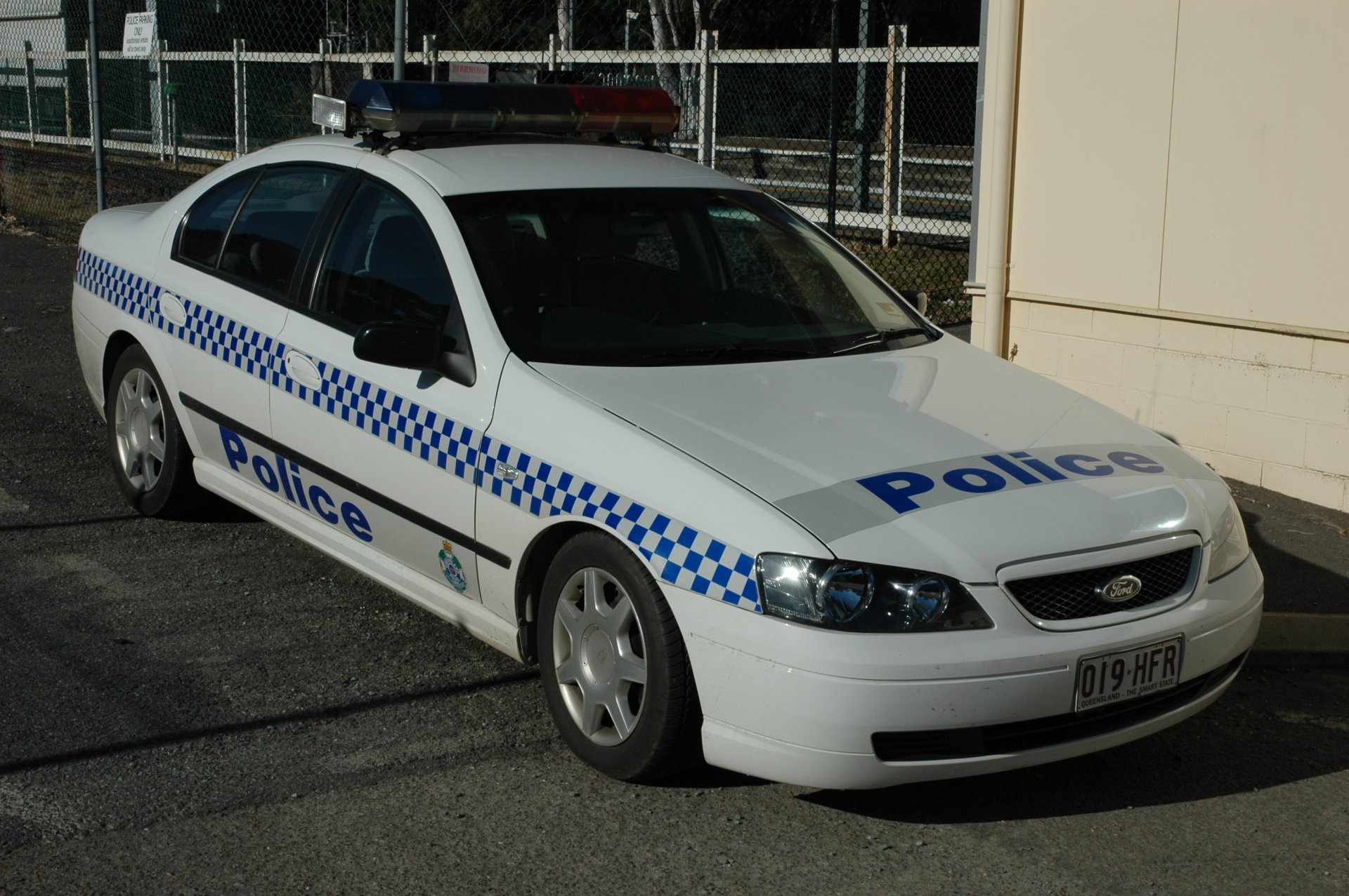 Download Ford Car Vehicle Police HD Wallpaper