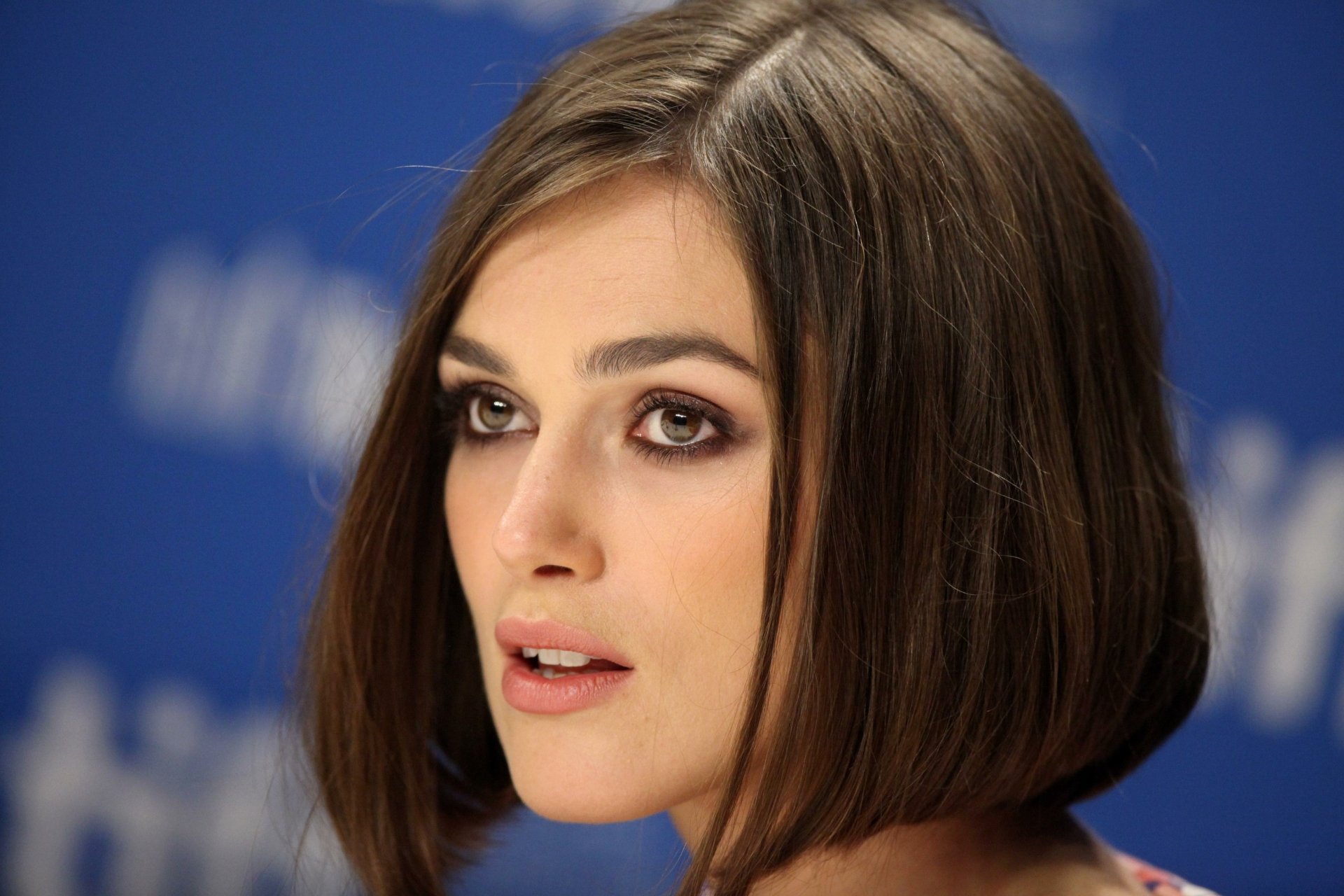 Keira Knightley Biography And Beautiful Latest Hot Images 
