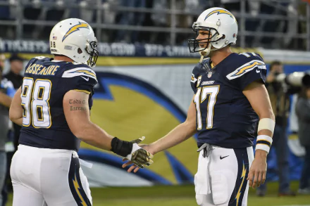 Los Angeles Chargers Sports HD Desktop Wallpaper | Background Image